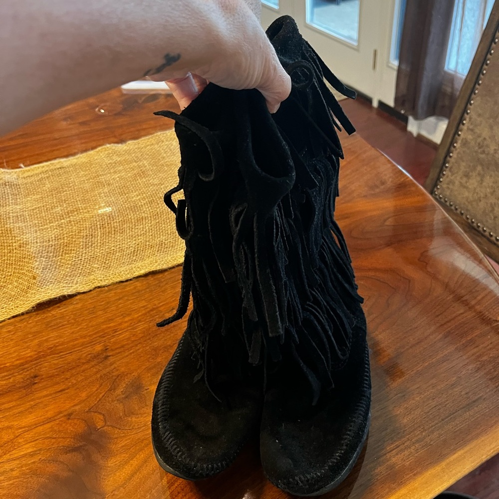 Size 7.5 Black moccasin boots